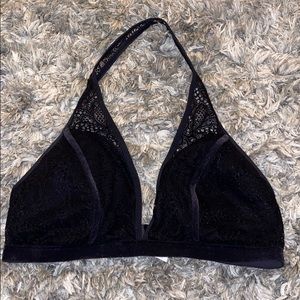 2/12 🛒 bralette
